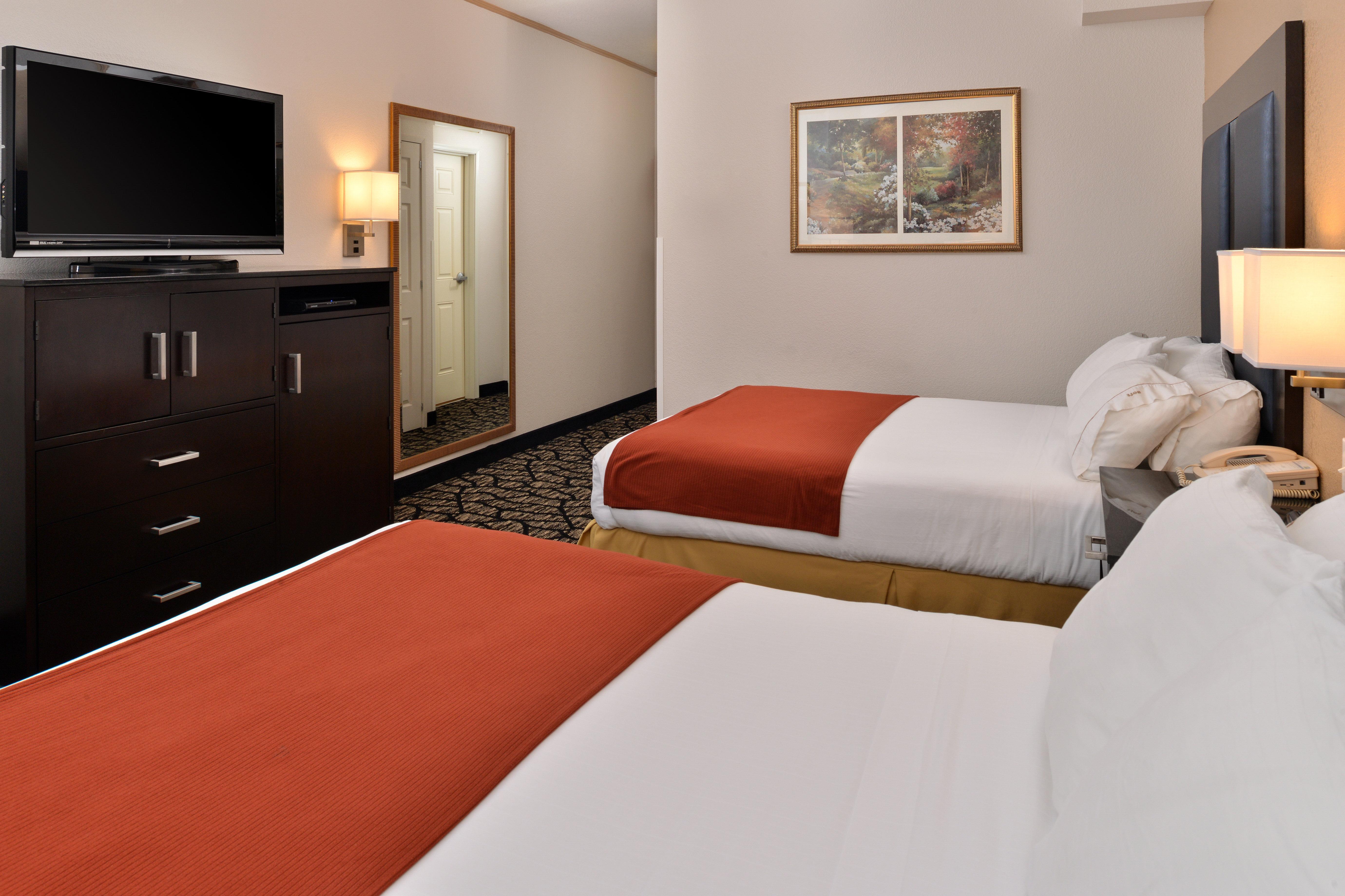 Holiday Inn Express & Suites Tacoma South - Lakewood By Ihg Bagian luar foto
