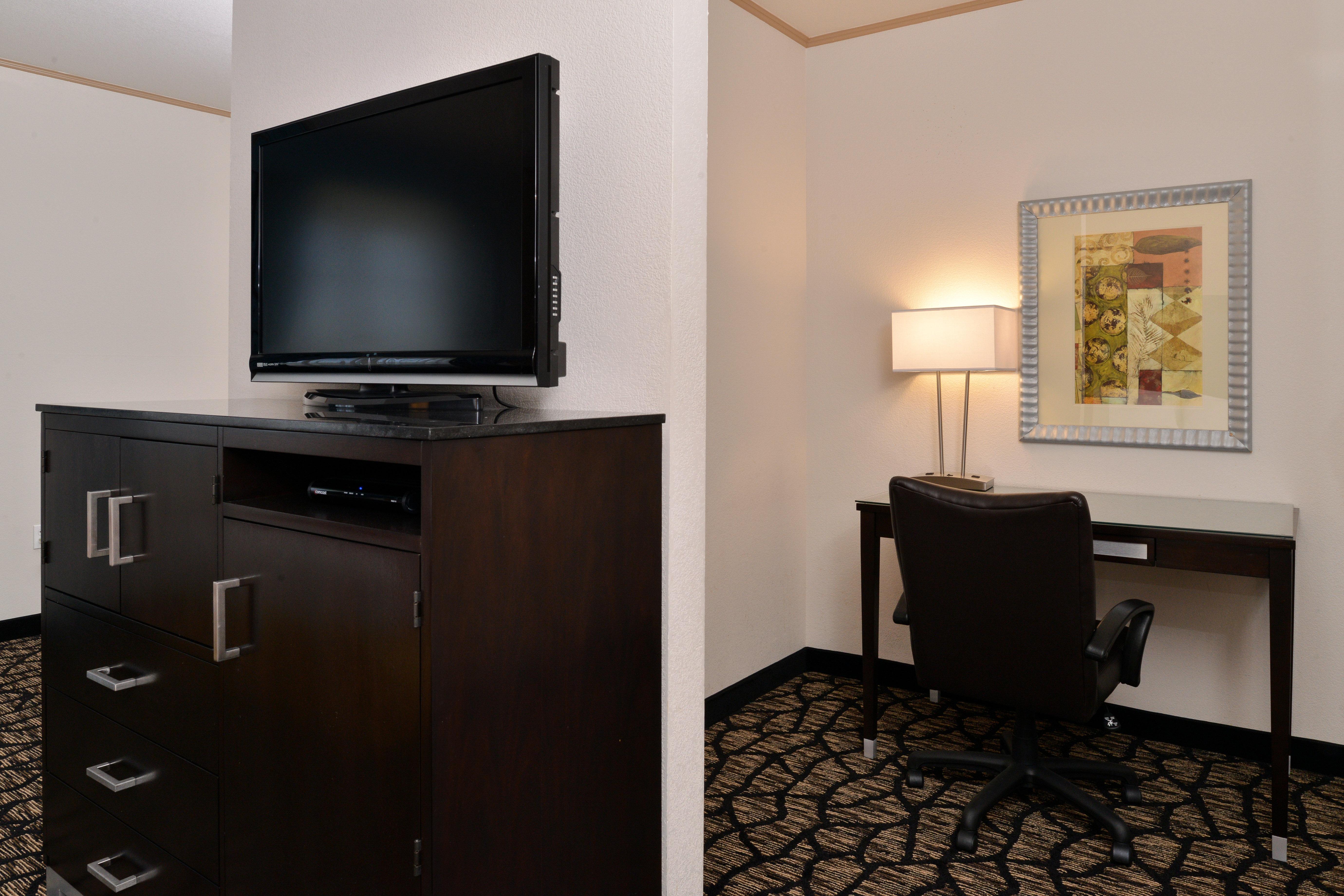 Holiday Inn Express & Suites Tacoma South - Lakewood By Ihg Bagian luar foto
